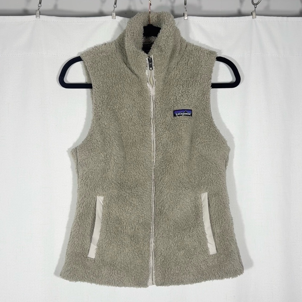Patagonia Women’s Los Gatos Sherpa Fleece Vest